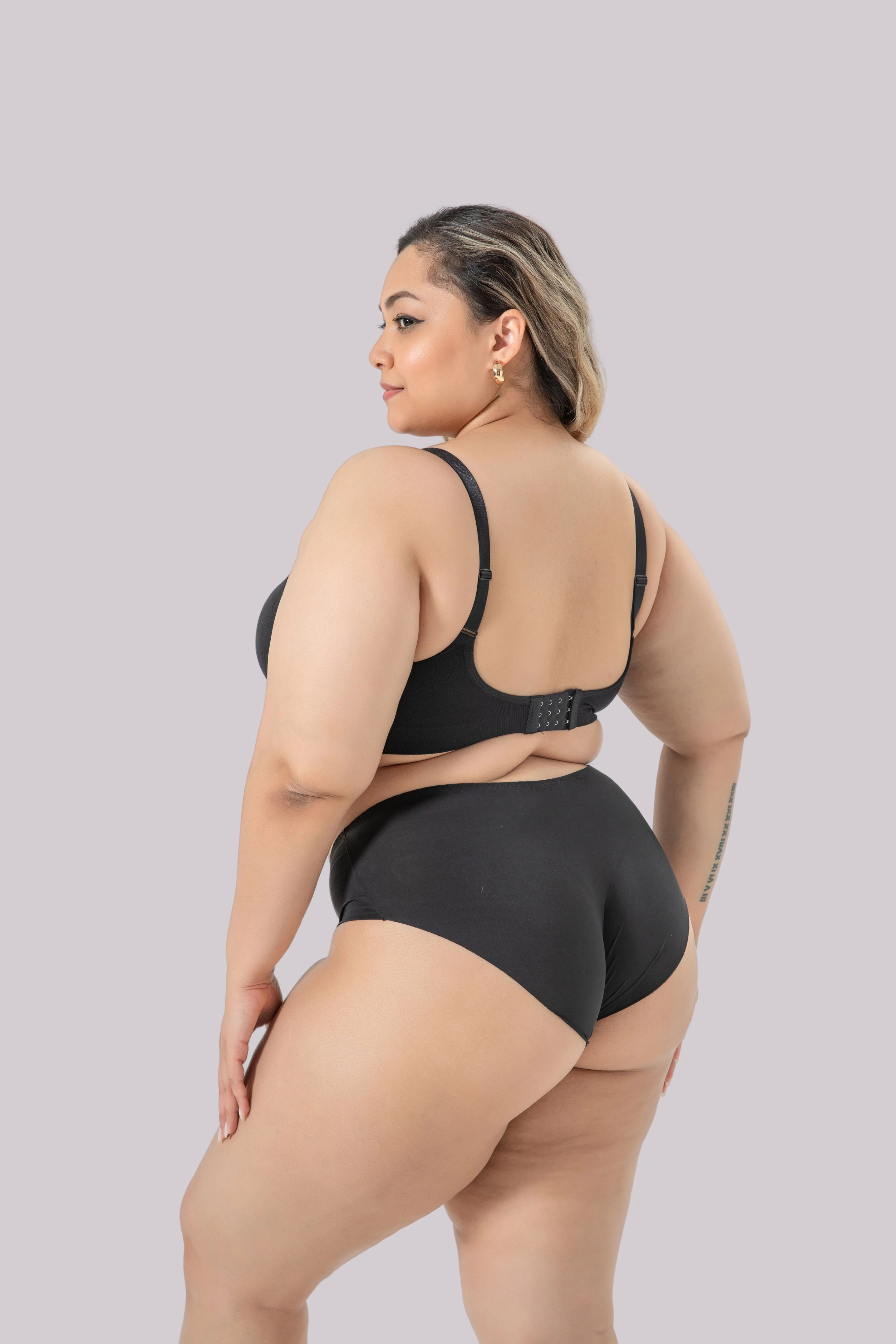 Comfit™ Ava - Underwired & Seamless Breastfeeding Bra - Image 4